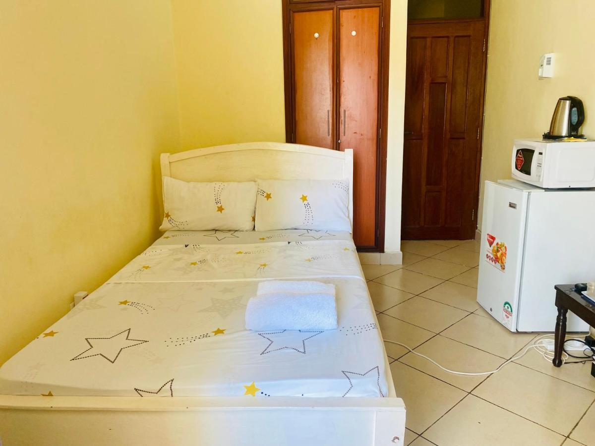 Dala Studio - Beach Road Lejlighed Mombasa Eksteriør billede